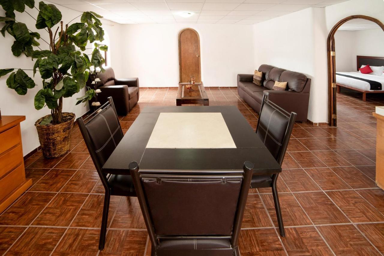 Capital O Next Yard Hotel & Suites Tequisquiapan San Luis Potosí Dış mekan fotoğraf